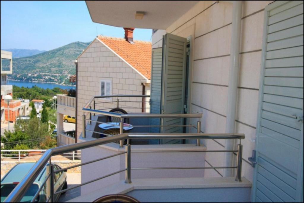 Apartman Era